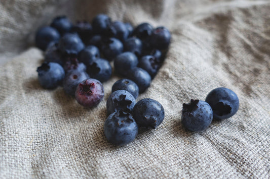 Blaubeeren auf decke